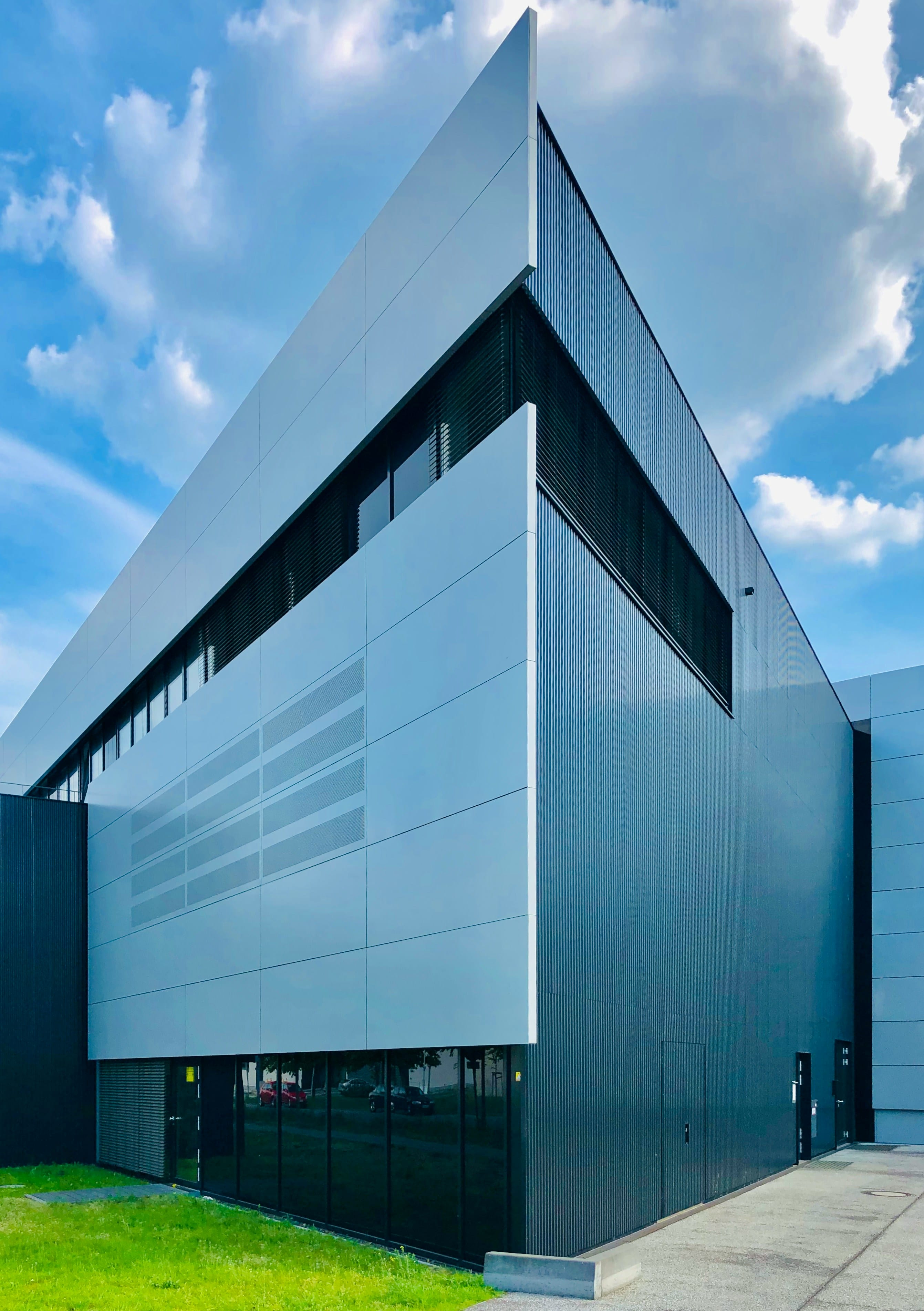 Aluminum Cladding & ACP Facade Systems